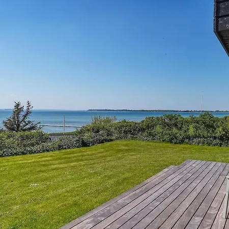 아파트 Modern Vacation With Stunning Ocean View