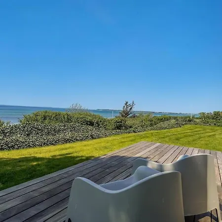 아파트 Modern Vacation With Stunning Ocean View